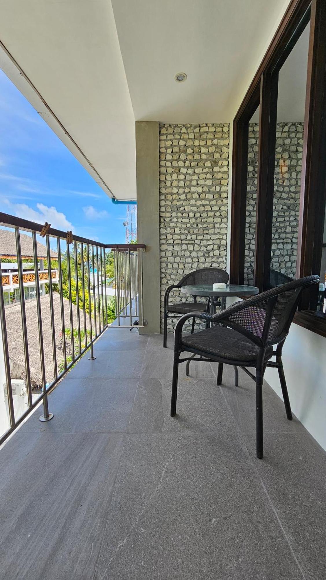 Dhigurah Cottage エクステリア 写真